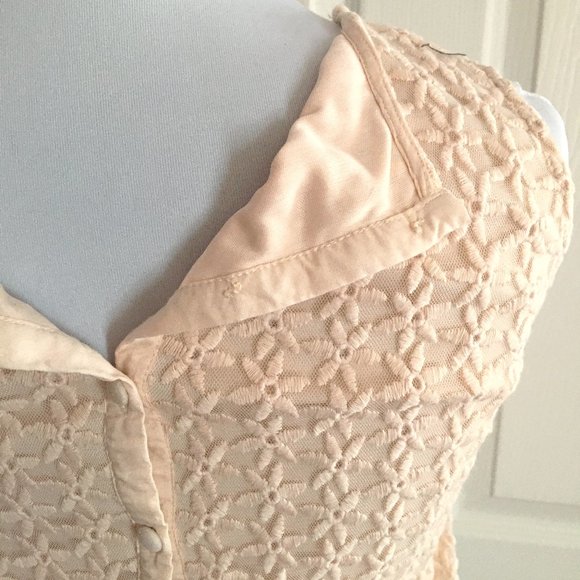 Code Pink Lace Blouse/Top - Picture 4 of 8